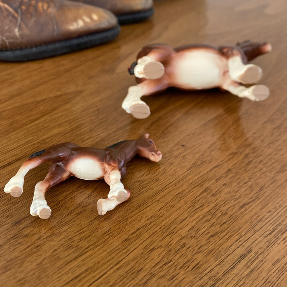 ERTL Vintage Clydesdale Stallion Horse and Pony Figurines - Collectible - Picture 6 of 15